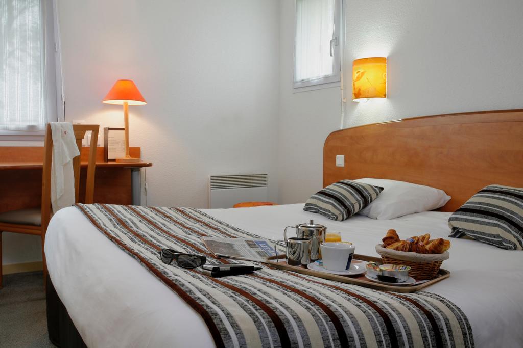 Hotel Novalis Quimperle Luaran gambar